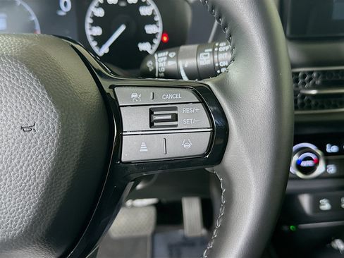 Used 2027 Honda HR-V EX-L image 17