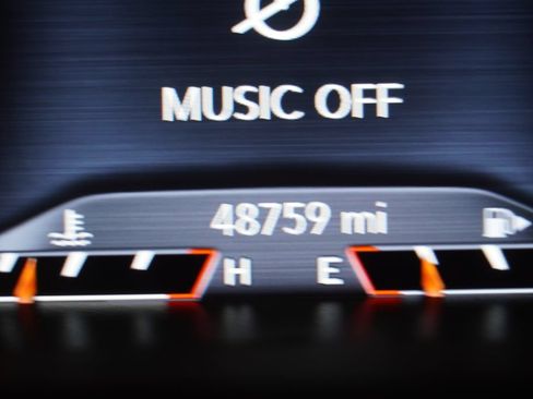 Used 2021 Jeep Cherokee Latitude Lux w/ Sun & Sound Group AWD/4WD image 9