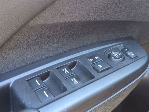 Used 2015 Acura RDX AWD image 12