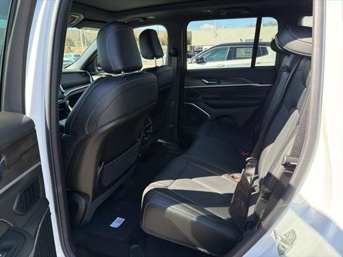 New 2026 Jeep Grand Cherokee Limited Reserve image 9
