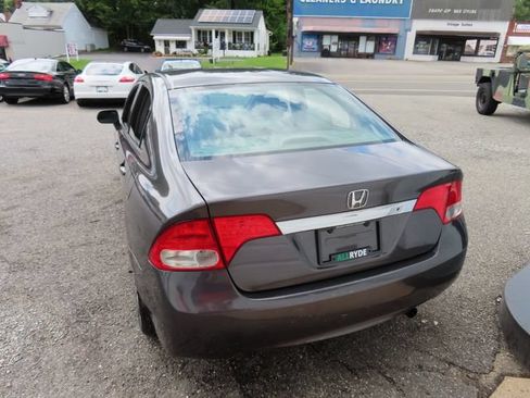 Used 2010 Honda Civic LX image 5
