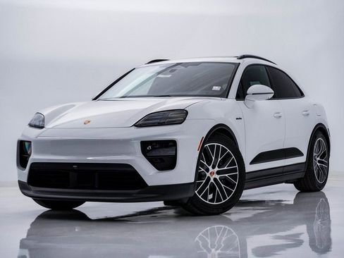 New 2026 Porsche Macan 4 Electric image 1