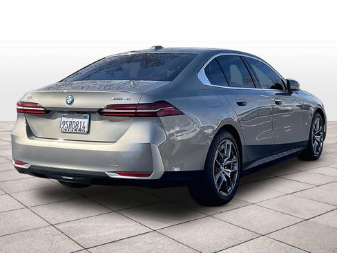 Certified 2025 BMW i5 xDrive40 w/ Premium Package image 15