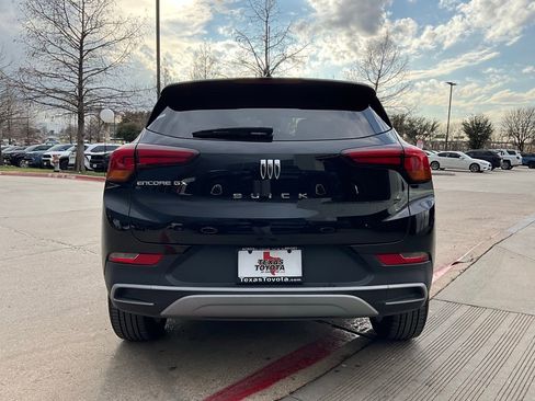 Used 2025 Buick Encore GX Preferred image 7