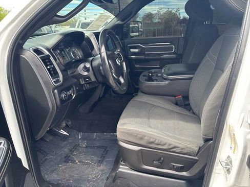 Used 2019 RAM 2500 Big Horn w/ Towing Technology Group AWD/4WD image 10
