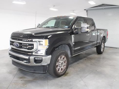 Used 2022 Ford F350 King Ranch w/ King Ranch Ultimate Package AWD/4WD image 4
