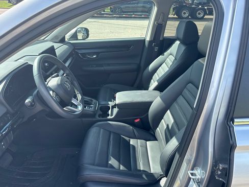 Used 2024 Honda CR-V EX-L image 5