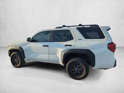Certified 2025 Toyota 4Runner SR5 AWD/4WD image 5