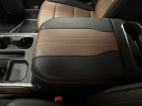 Certified 2025 Chevrolet Silverado 1500 High Country image 23