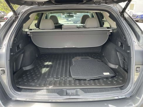 Used 2020 Subaru Outback Premium w/ Popular Package #1 image 10