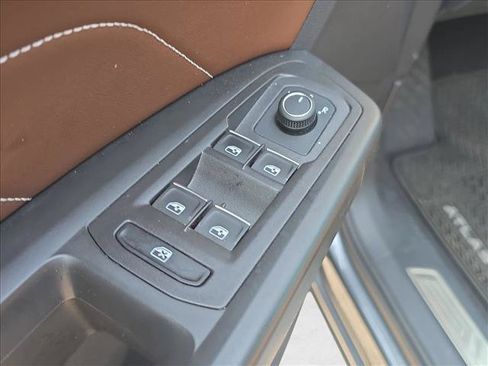 Used 2022 Volkswagen Atlas SE FWD image 8
