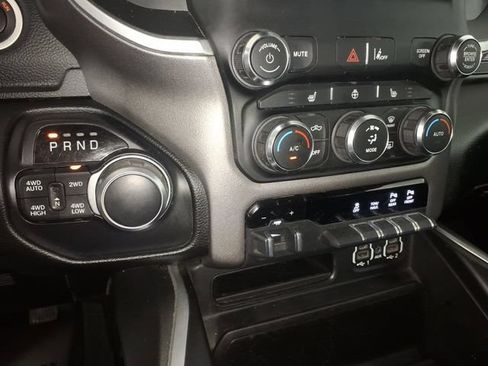 Used 2021 RAM 1500 Big Horn AWD/4WD image 21
