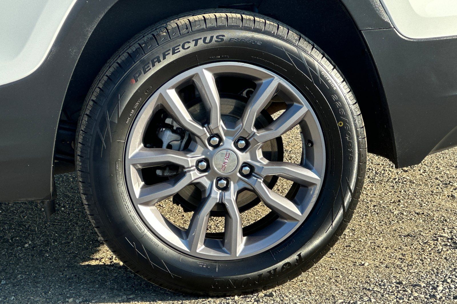 Used 2024 GMC Terrain SLT AWD/4WD image 23