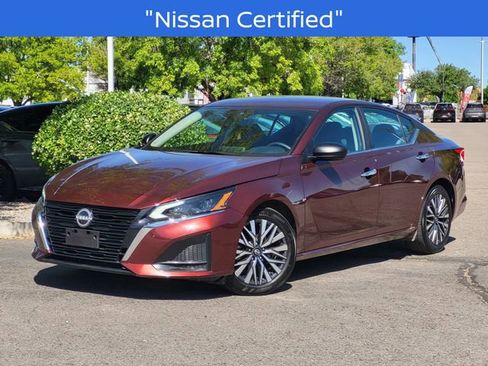 Certified 2025 Nissan Altima 2.5 SV FWD image 2