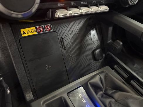 Used 2025 Toyota 4Runner TRD Off-Road Premium image 49