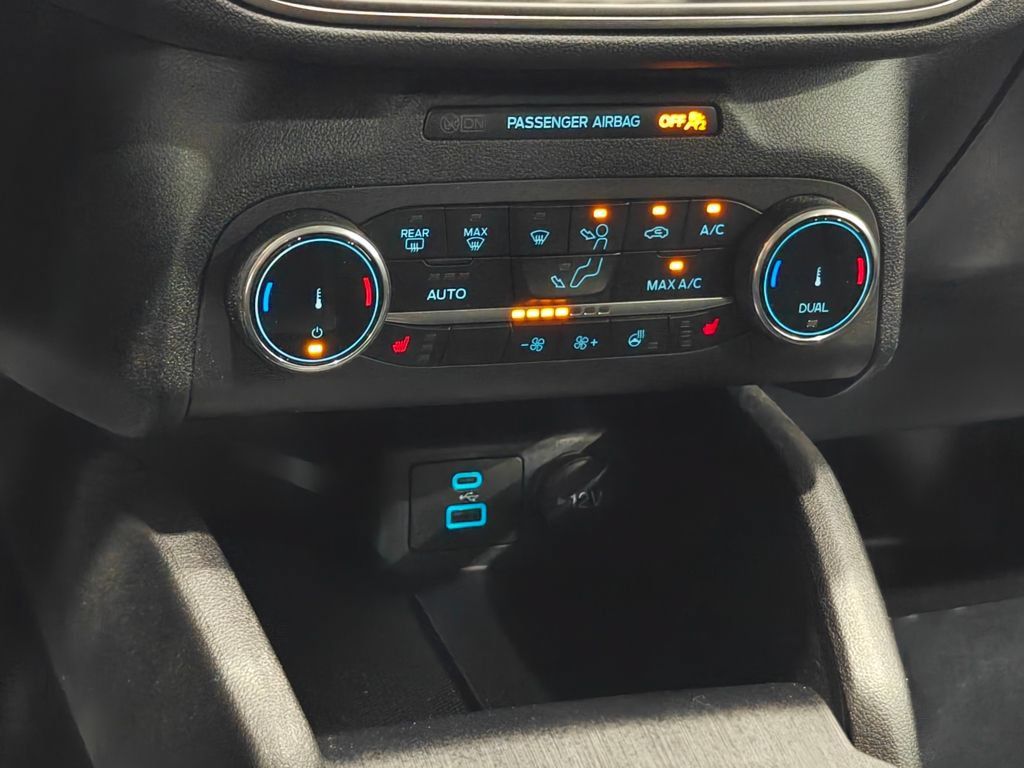 Used 2023 Ford Escape Active AWD/4WD image 8