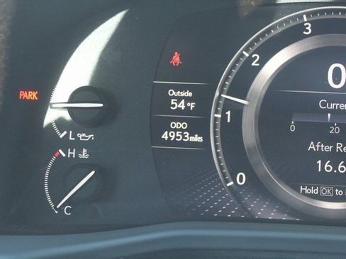 Used 2024 Lexus LX 600 4WD w/ Luxury Package image 32