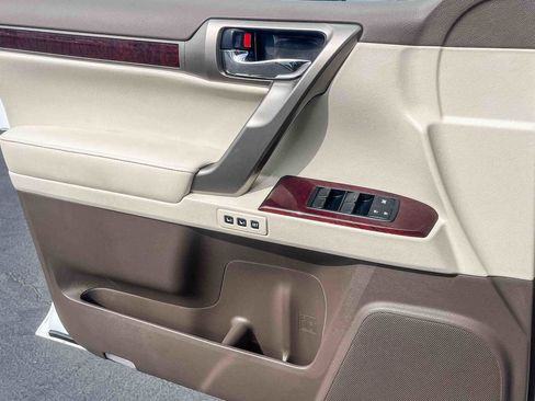 Used 2018 Lexus GX 460 Premium image 21