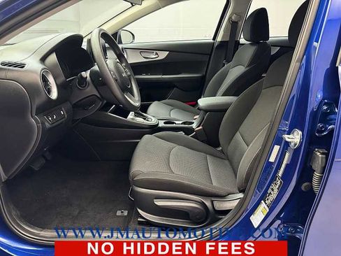 Used 2024 Kia Forte LXS w/ LXS Technology Package image 12