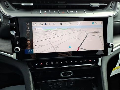 New 2026 Jeep Grand Cherokee Limited Reserve image 18