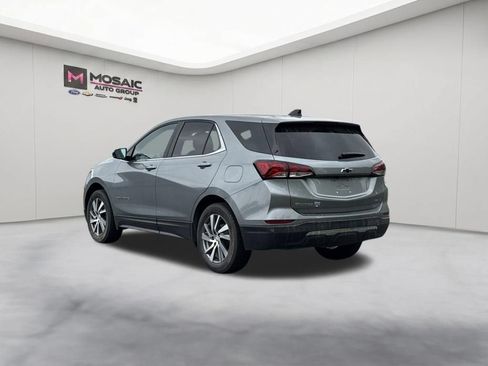 Used 2024 Chevrolet Equinox LT AWD/4WD image 7