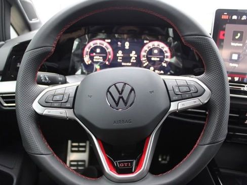 New 2026 Volkswagen GTI SE FWD image 19