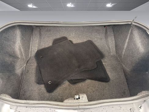 Used 2021 Dodge Challenger SXT image 23