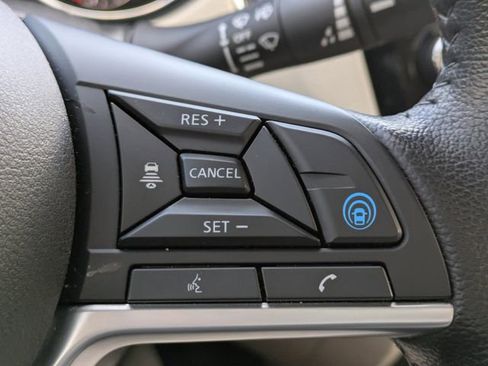 Used 2022 Nissan Rogue Sport SL w/ Premium Package image 22