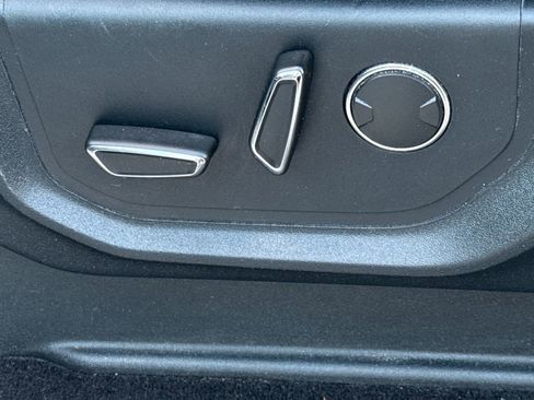 Used 2019 Ford F250 Lariat w/ Lariat Value Package image 26