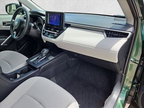 Used 2026 Toyota Corolla Cross LE w/ Moonroof Package FWD image 23