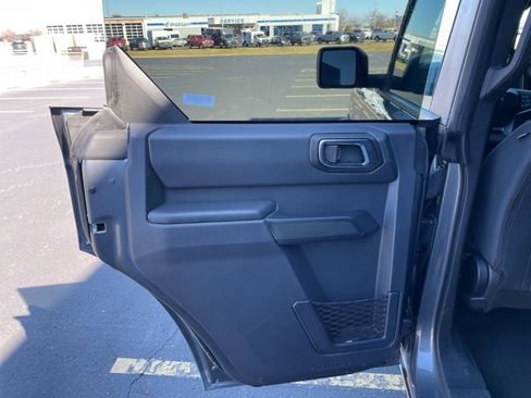 Used 2025 Ford Bronco Big Bend image 61