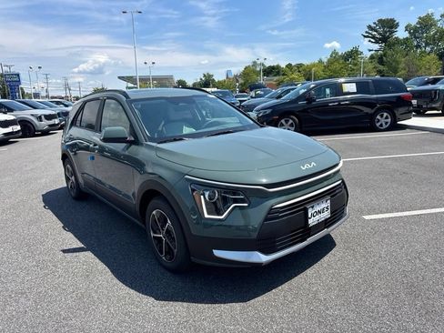 New 2026 Kia Niro EX FWD image 2