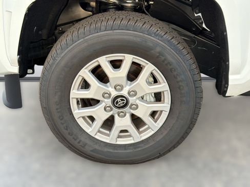 Used 2026 Toyota Tacoma SR5 w/ SR5 Upgrade Package RWD image 13