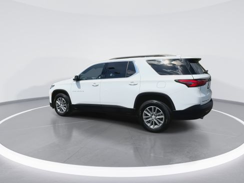Used 2022 Chevrolet Traverse LT w/ LPO, Floor Liner Package image 2