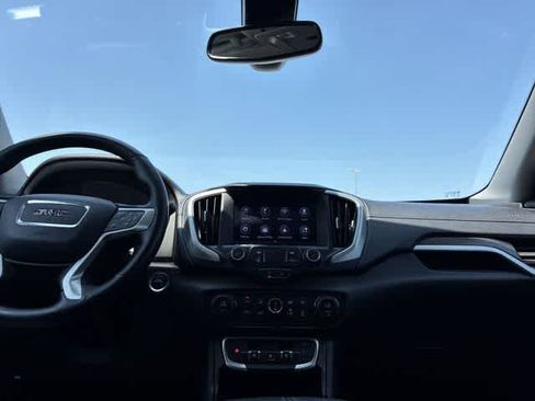 Used 2024 GMC Terrain SLT FWD image 28