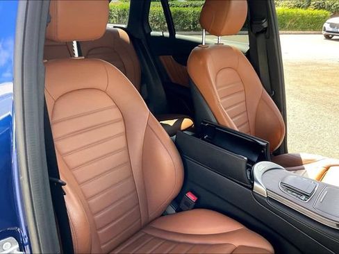 Used 2020 Mercedes-Benz GLC 43 AMG 4MATIC image 7
