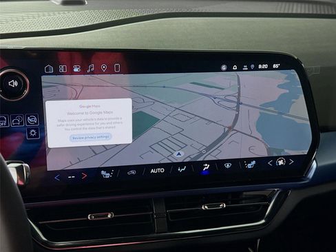 New 2026 Chevrolet Equinox EV LT image 8