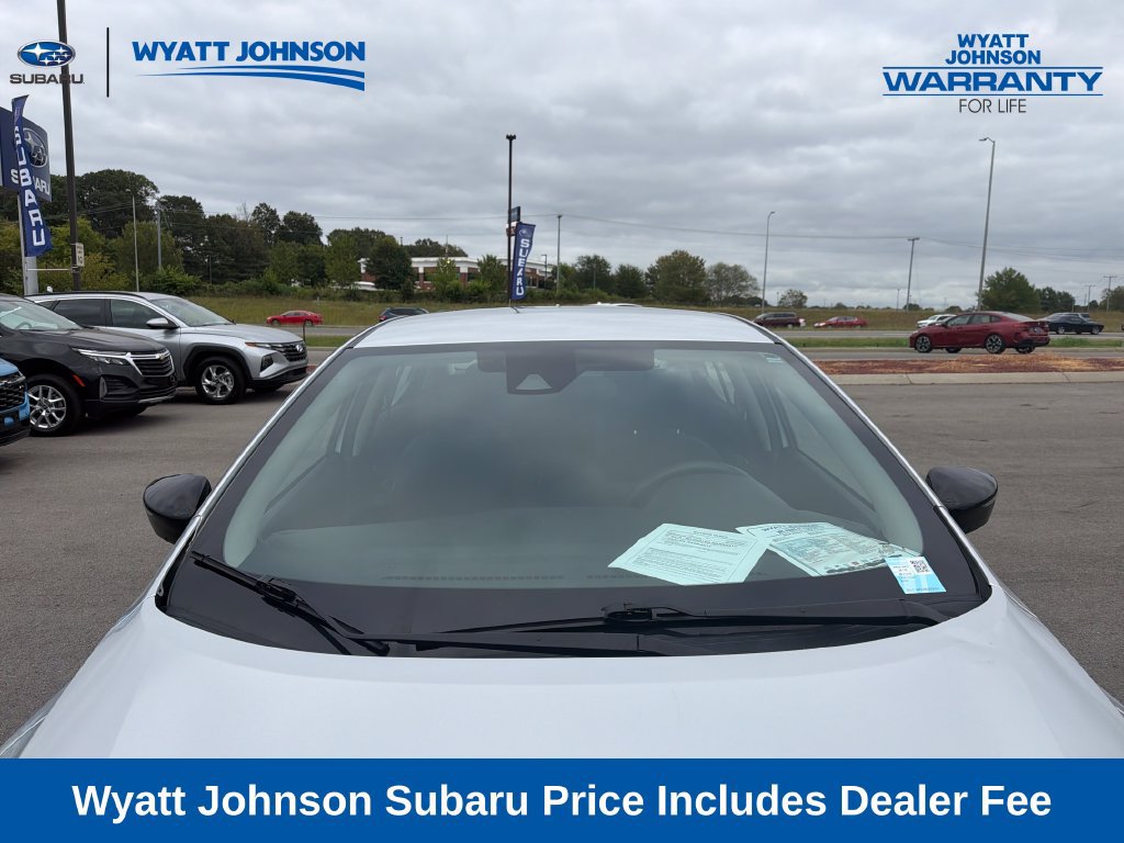 Used 2024 Nissan Versa SR FWD image 17