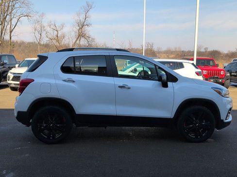 Used 2019 Chevrolet Trax LT w/ Redline Edition image 6