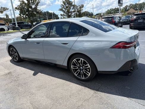 Used 2026 BMW 530i xDrive AWD/4WD image 6