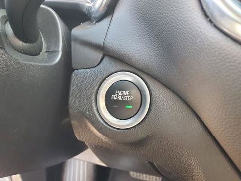 Used 2024 Chevrolet Equinox LT image 30