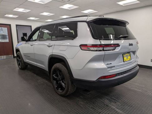 Used 2024 Jeep Grand Cherokee L Altitude image 6