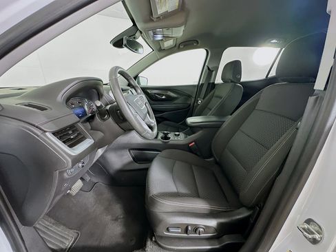 Used 2022 GMC Terrain SLE w/ Driver Convenience Package image 13