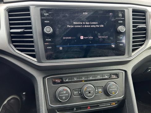Used 2019 Volkswagen Atlas SE FWD image 19