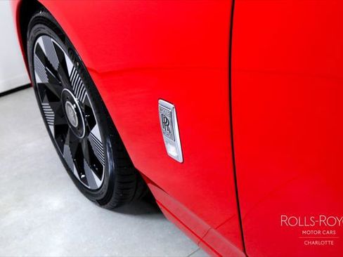 Certified 2024 Rolls-Royce Phantom Extended Wheelbase w/ The Phantom Package image 46