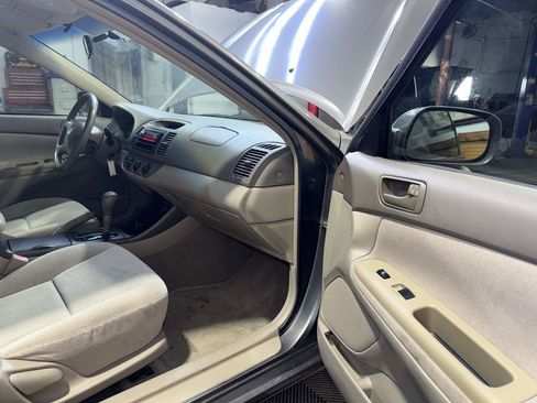 Used 2003 Toyota Camry LE FWD image 24
