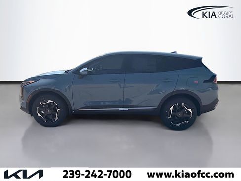 New 2026 Kia Sportage S image 2