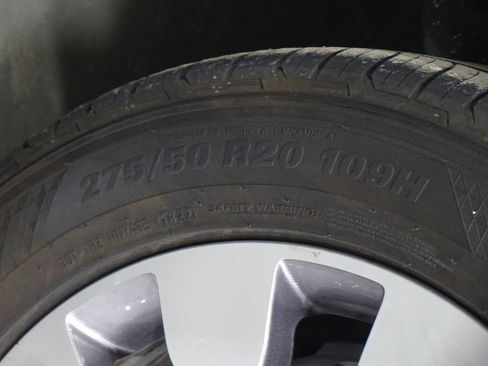 Used 2019 Mercedes-Benz GLS 450 4MATIC image 39