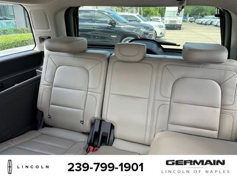 Used 2024 Lincoln Navigator Reserve AWD/4WD image 16