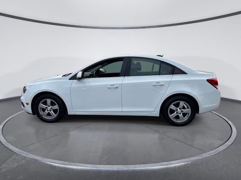 Used 2015 Chevrolet Cruze LT w/ Sun And Sound Package FWD image 2